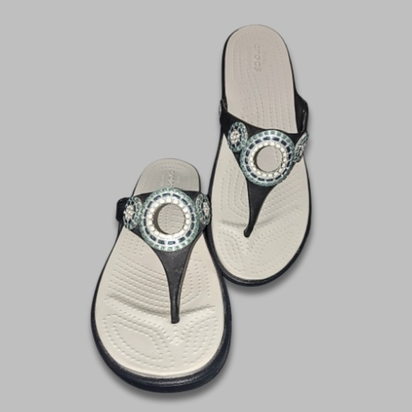 Crocs Sanrah Diamante Wedge Flip Sandals Deep Heel Cups Silver/Navy Women’s 10W - Picture 4 of 7